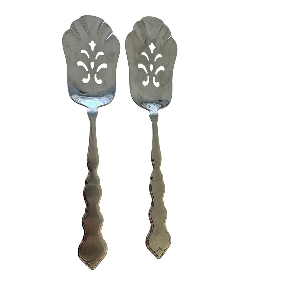 Oneida Sherbrooke Distinction Deluxe Stainless Pierced Tomato Servers Set of 2
